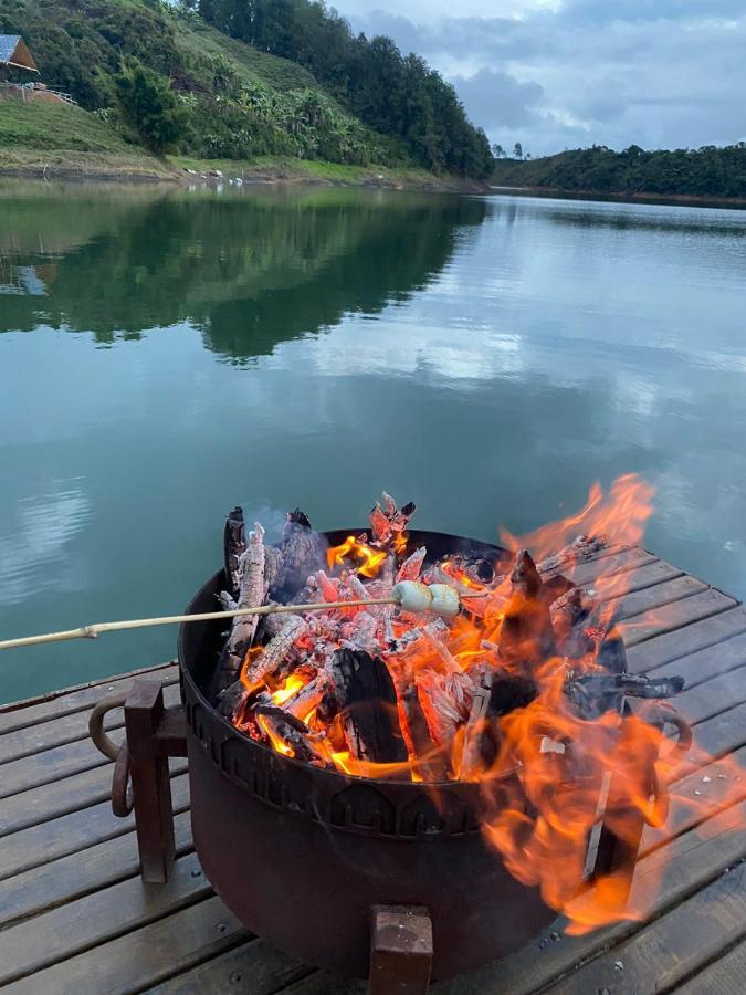Celeste Glamping Guatape Hotel Exterior photo